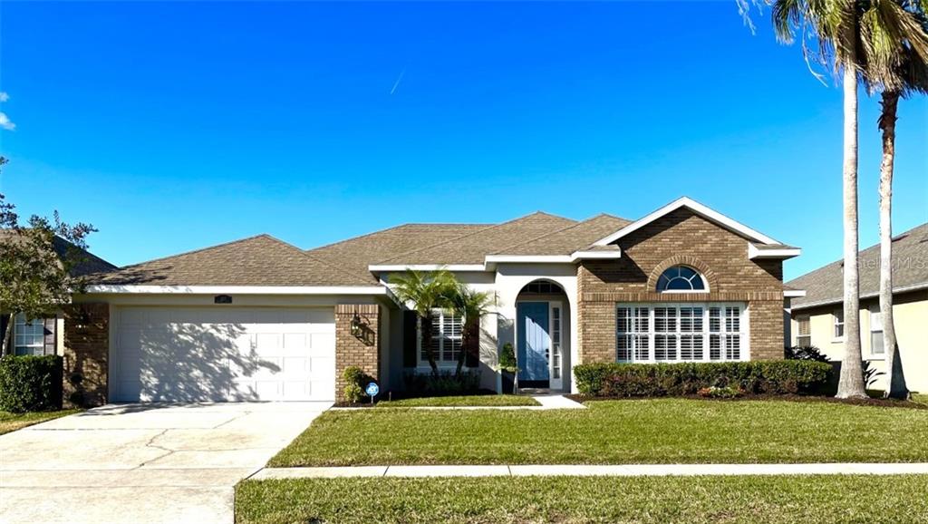 KINGS POINTE - фото