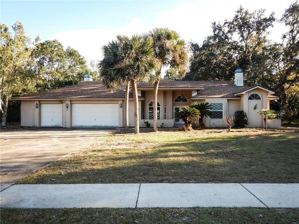 LAKE IN THE WOODS PH II