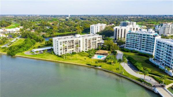 BELLEVIEW BILTMORE VILLAS BAYSHORE