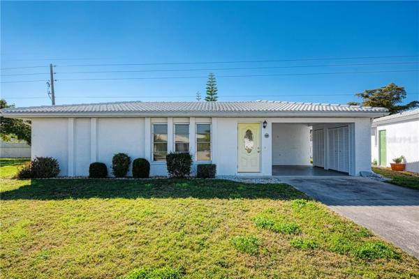 CIRCLE WOODS OF VENICE 1