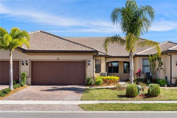 ISLANDWALK AT THE WEST VILLAGES