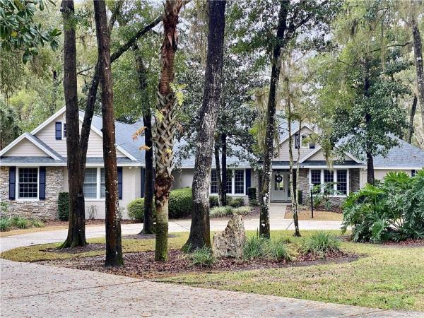 COUNTRY CLUB OF OCALA