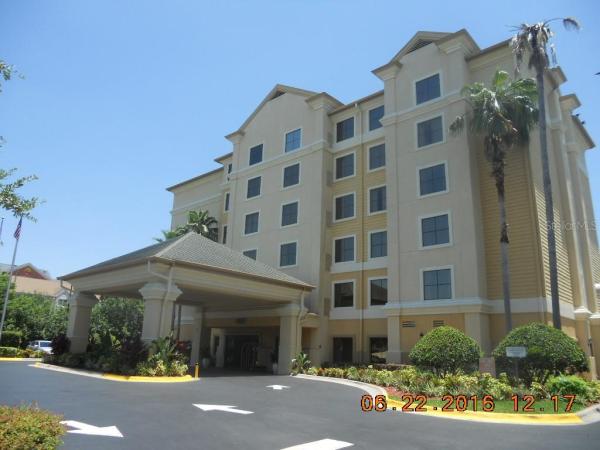 STAYSKY SUITES, HAWTHORN SUITES