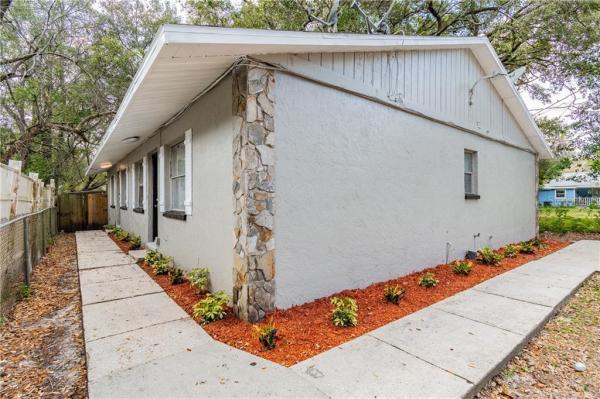 HENDRY & KNIGHTS ADD TO