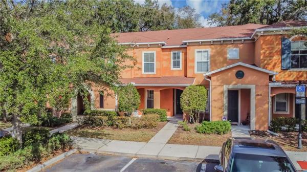 ST CHARLES PLACE PH 6