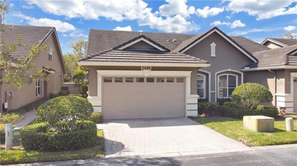 TOWNHOMES AT LOST OAKS