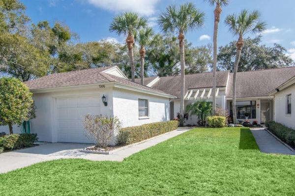 GOLF VIEW VILLAS CONDO 01