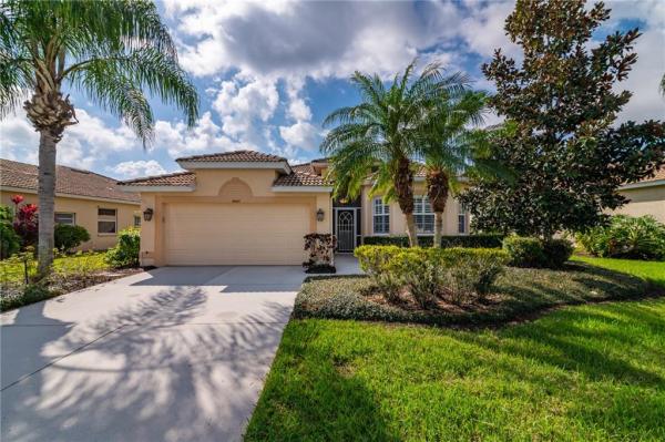 HERITAGE OAKS GOLF & COUNTRY CLUB