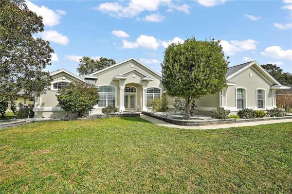 FAIRWAYS AT ROLLING HILLS 1ST ADD