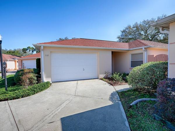 LADY LAKE ORANGE BLOSSOM GARDENS HACIENDA VILLAS