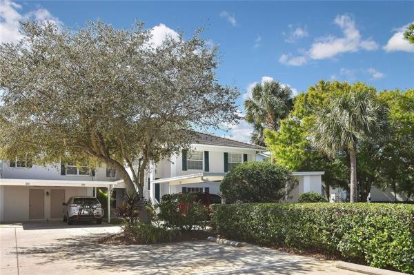 GARDENS OF ST ANDREWS PARK AT PLANTATION