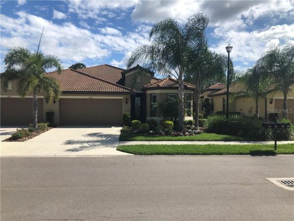 CYPRESS FALLS AT THE WOODLANDS