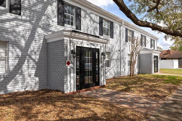 THE STRATFORD A WINTER PARK CONDO