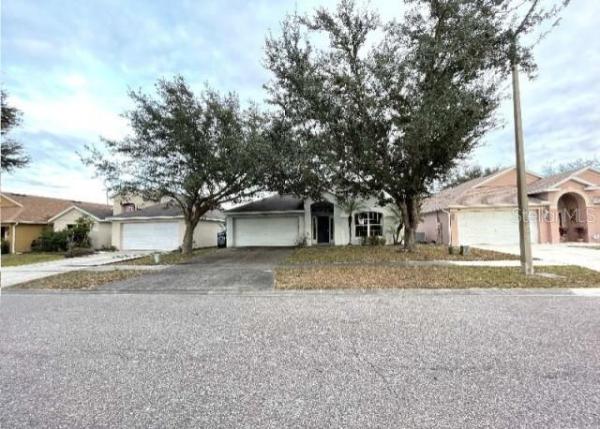 COLONIAL WOODS 45/17