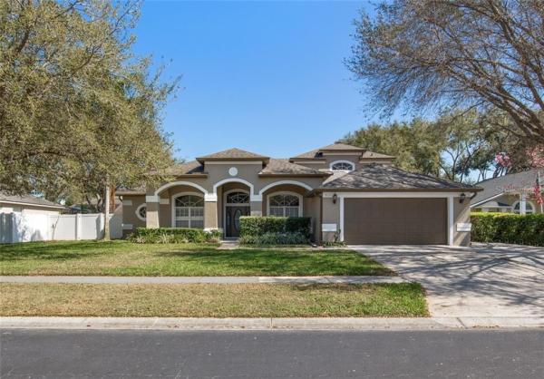 WINDERMERE CHASE PH 01