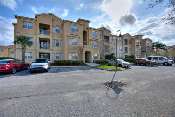 TERRACE RIDGE AT TOWN CENTER EAST CONDO