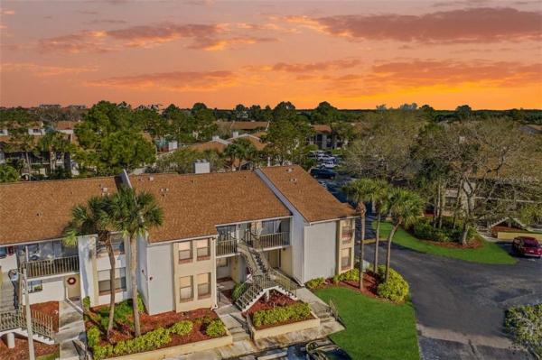 CLUB AT FEATHER SOUND THE CONDO