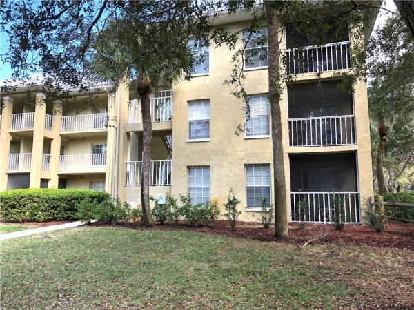 MEADOWLAKE PALM HARBOR CONDO