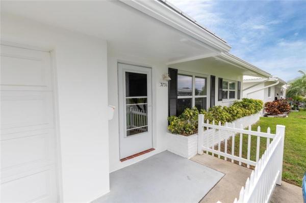 MAINLANDS OF TAMARAC BY THE GULF UNIT 3 CONDO