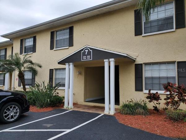 FOUNTAINS OF LARGO CONDO THE