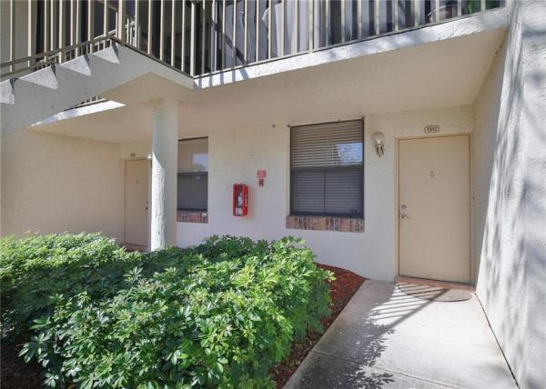 CLUB AT FEATHER SOUND THE CONDO