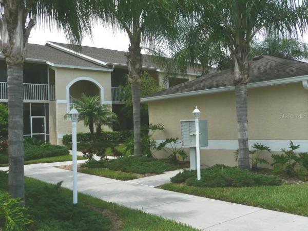 VERANDA 4 AT HERITAGE OAKS