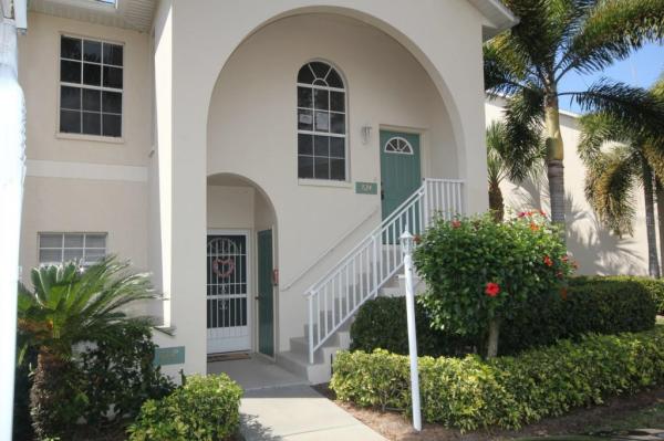 PINESTONE AT PALMER RANCH