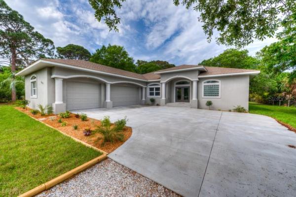 FLORIDA TROPICAL HOMESITES & LITTLE FARMS