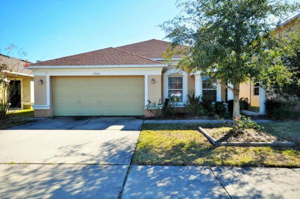 MOUNT DORA LANCASTER AT LOCH LEVEN PH 01