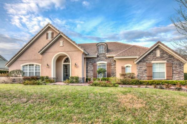 HEATHROW COUNTRY ESTATE