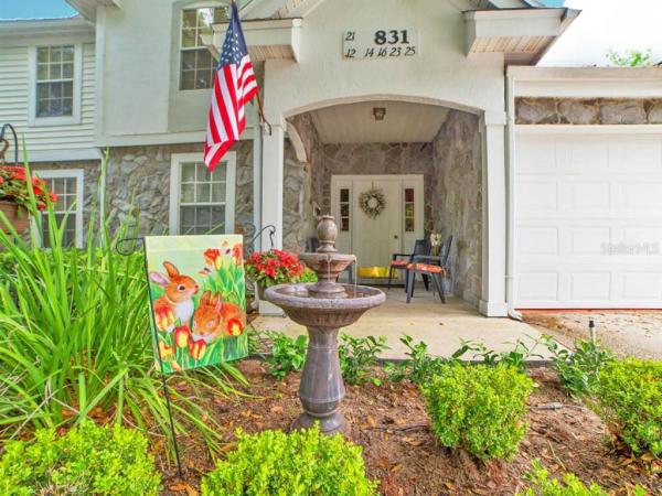 COACH HOMES AT ERROL PH 01