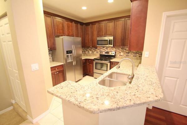 ESTATES AT PARK CENTRAL CONDO