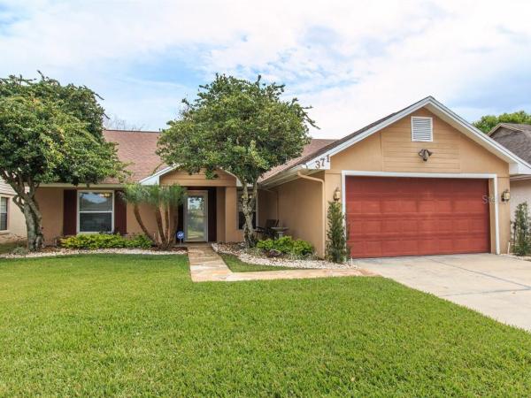 CROSSINGS UNIT 1 LAKEWOOD AT THE