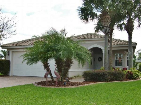 VALENCIA LAKES PH 02