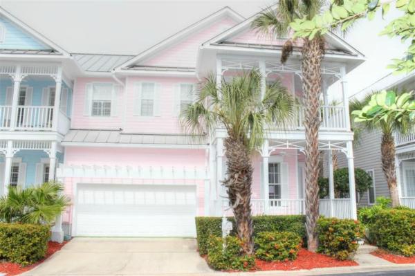 KEYS AT HARBOUR ISLAND