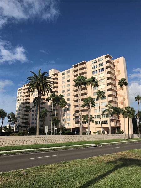 HARBOUR HOUSE CONDO