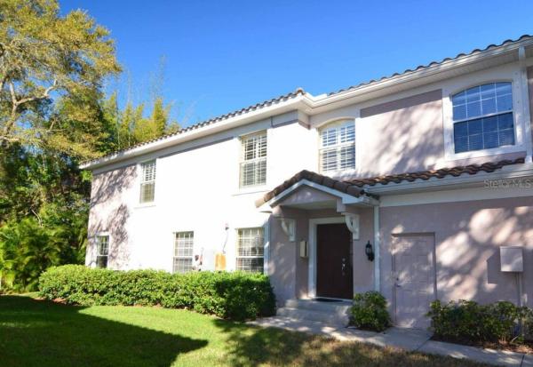 COACHMAN RESERVE CONDO