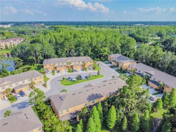 HIDDEN RIVER TWNHMS PH 1