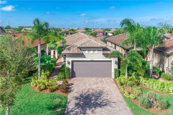 ISLANDWALK AT THE WEST VILLAGE