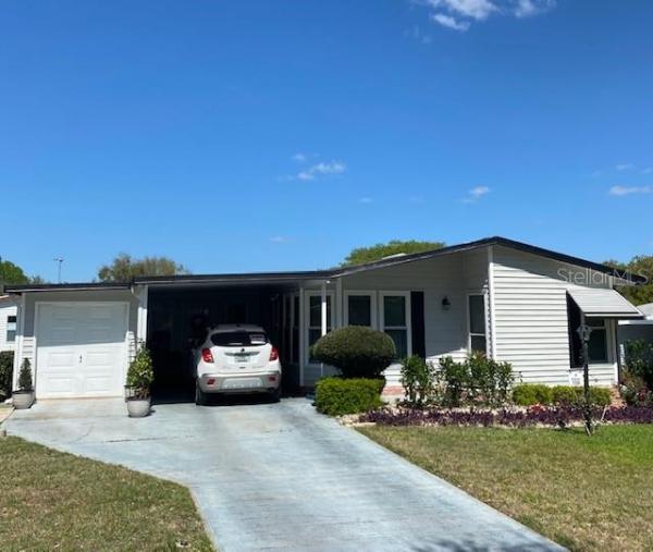 LADY LAKE, ORANGE BLOSSOM GARDENS