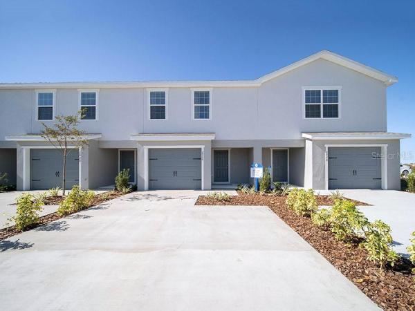 GRAMERCY FARMS TOWNHOMES