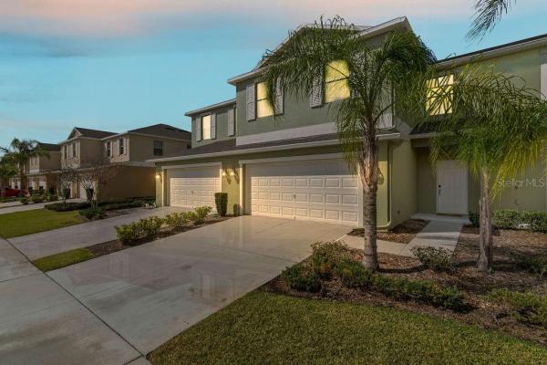 WYNDHAM LAKES ESTATES