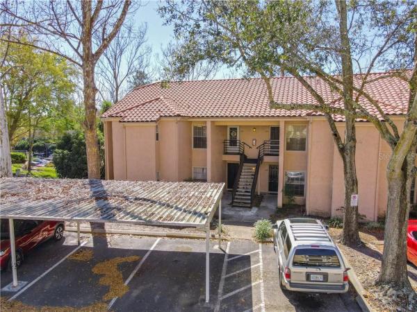 VINEYARD SOUND CONDO