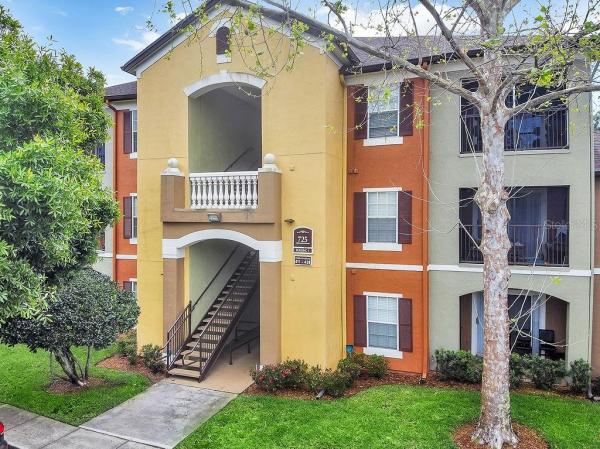 CREST/WATERFORD LAKES