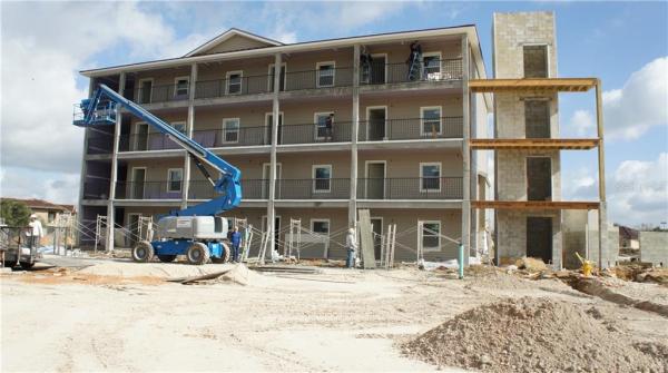 THE RETREAT AT REGAL PALMS