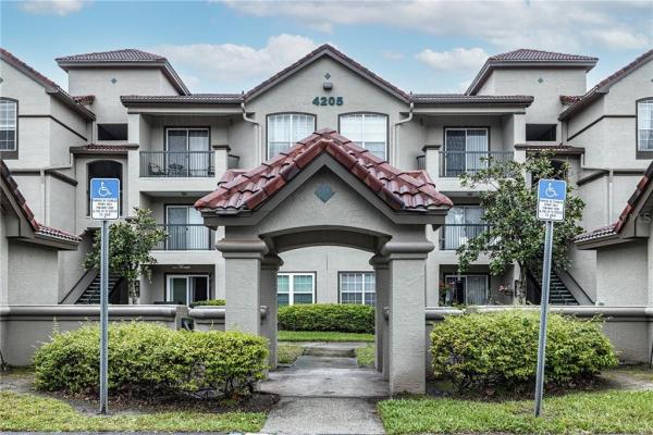 LAKEVIEW AT CALUSA TRACE