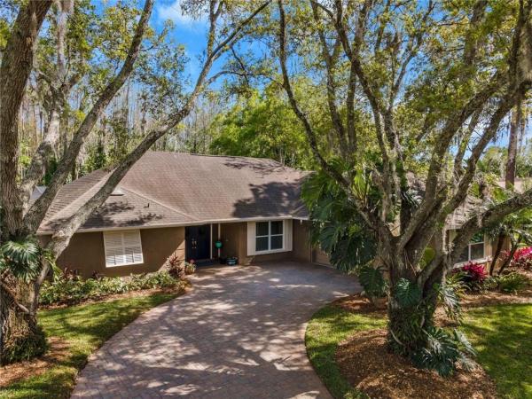 CARROLLWOOD VILLAGE SEC 1