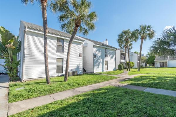 PALMS OF TARPON SPGS THE CONDO