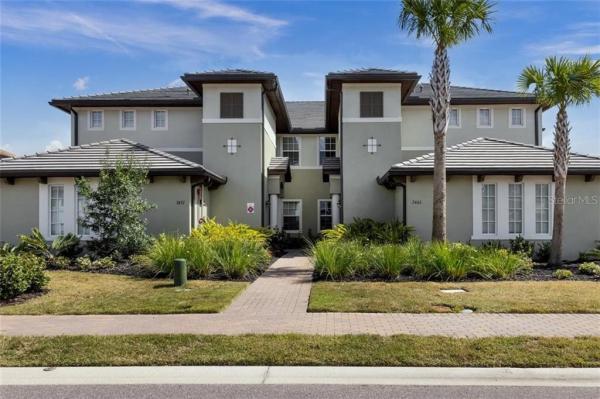 CLUBSIDE AT COUNTRY CLUB EAST PH III