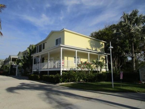 BEACH CLUB AT SIESTA KEY